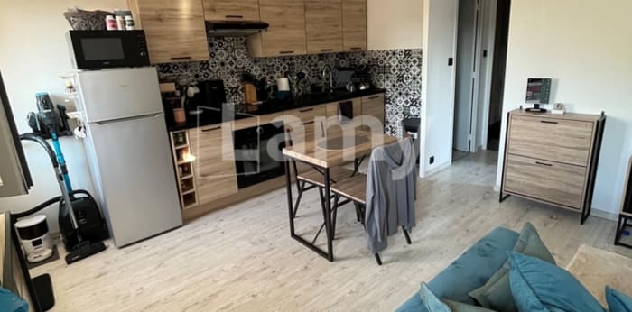 Image 1 sur 4 - Appartement  ·  Location · Trets (13530) · 35m²