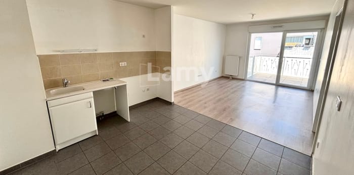 Image 3 sur 6 - Appartement  ·  Location · Strasbourg (67200) · 2 pièces · 44m²
