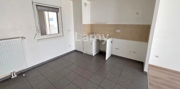 Image 4 sur 6 - Appartement  ·  Location · Strasbourg (67200) · 2 pièces · 44m²