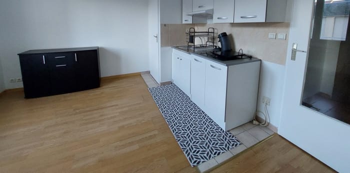 Image 6 sur 9 - Appartement  ·  Location · Chalette Sur Loing (45120) · 1 pièce · 28m²