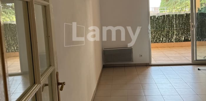 Image 3 sur 9 - Appartement  ·  Location · Salon De Provence (13300) · 3 pièces · 69m²