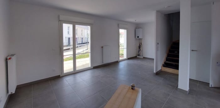 Image 2 sur 9 - Maison/villa  ·  Location · Bourg En Bresse (01000) · 4 pièces · 81m²