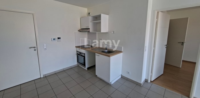Image 3 sur 9 - Appartement  ·  Location · Clermont Ferrand (63000) · 2 pièces · 40m²