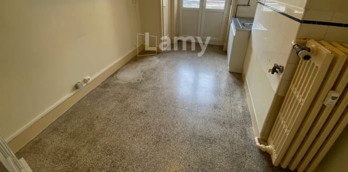 Image 4 sur 6 - Appartement  ·  Location · Strasbourg (67000) · 1 pièce · 32m²