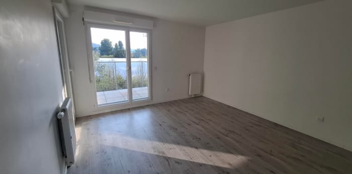 Image 2 sur 7 - Appartement  ·  Location · Rueil Malmaison (92500) · 4 pièces · 83m²