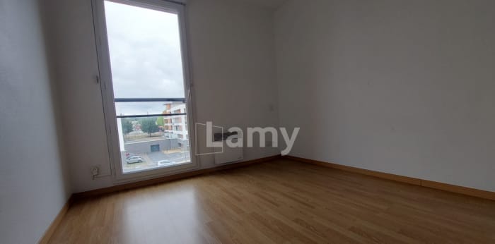 Image 6 sur 11 - Appartement  ·  Location · Valenciennes (59300) · 3 pièces · 55m²