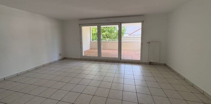 Image 4 sur 10 - Appartement  ·  Location · Besancon (25000) · 5 pièces · 85m²