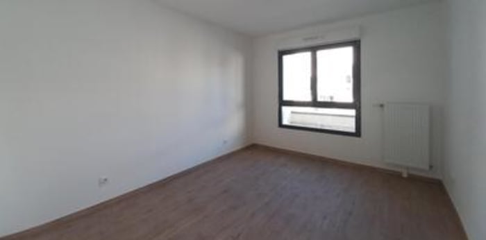 Image 6 sur 8 - Appartement  ·  Location · Reims (51100) · 3 pièces · 66m²