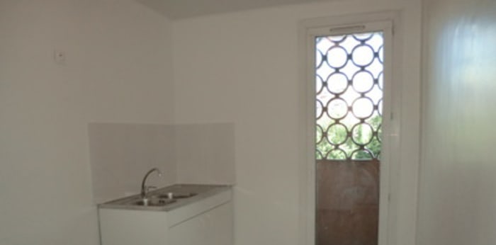 Image 7 sur 13 - Appartement  ·  Location · Marseille (13011) · 3 pièces · 58m²