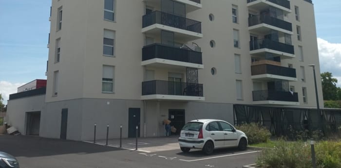 Image 1 sur 7 - Appartement  ·  Location · Clermont Ferrand (63100) · 2 pièces · 38m²