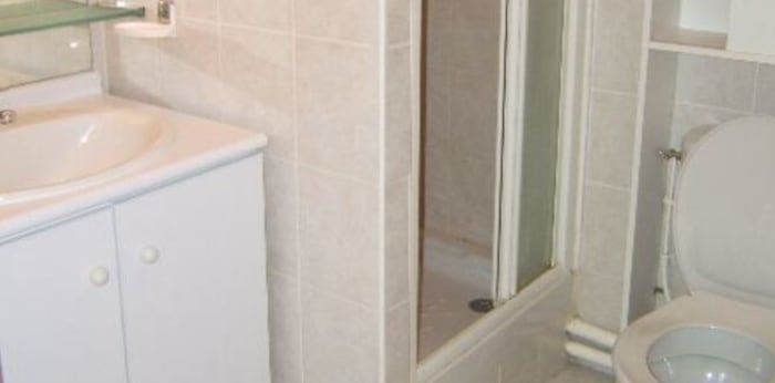 Image 2 sur 4 - Appartement  ·  Location · Aix En Provence (13090) · 2 pièces · 27m²