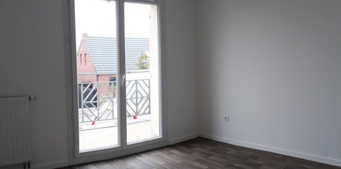 Image 13 sur 17 - Maison/villa  ·  Location · Courcelles Les Lens (62970) · 4 pièces · 85m²