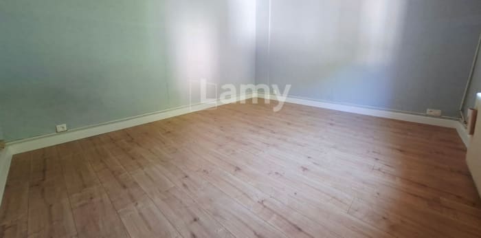 Image 5 sur 7 - Maison/villa  ·  Location · Herimoncourt (25310) · 3 pièces · 72m²
