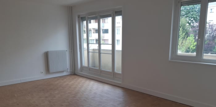 Image 11 sur 14 - Appartement  ·  Location · Bourg La Reine (92340) · 2 pièces · 67m²
