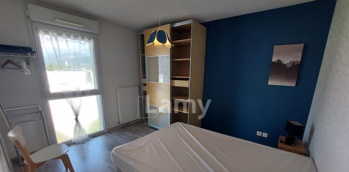 Image 8 sur 9 - Appartement  ·  Location · Grenoble (38100) · 4 pièces · 78m²