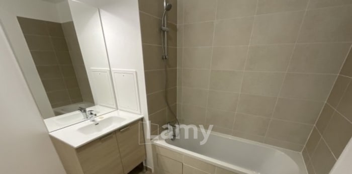 Image 6 sur 8 - Appartement  ·  Location · Montlhery (91310) · 3 pièces · 64m²