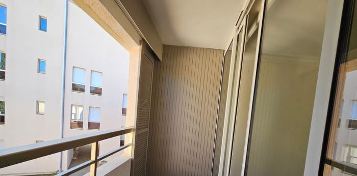Image 7 sur 9 - Appartement  ·  Location · Aix En Provence (13100) · 2 pièces · 49m²