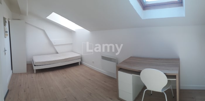 Image 1 sur 3 - Appartement  ·  Location · Nancy (54000) · 1 pièce · 13m²