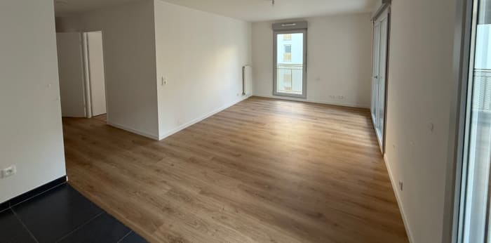 Image 7 sur 7 - Appartement  ·  Location · Reims (51100) · 3 pièces · 60m²