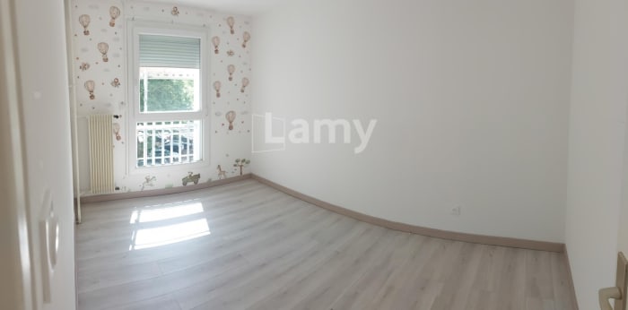Image 2 sur 13 - Appartement  ·  Location · Vandoeuvre Les Nancy (54500) · 3 pièces · 67m²
