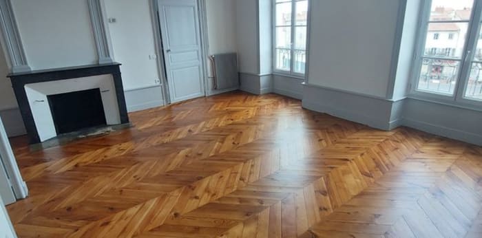 Image 1 sur 16 - Appartement  ·  Location · Issoire (63500) · 2 pièces · 58m²