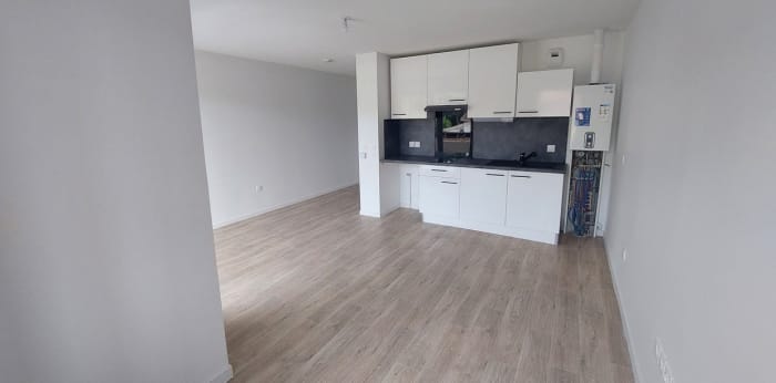 Image 6 sur 11 - Appartement  ·  Location · St Andre De Cubzac (33240) · 1 pièce · 28m²