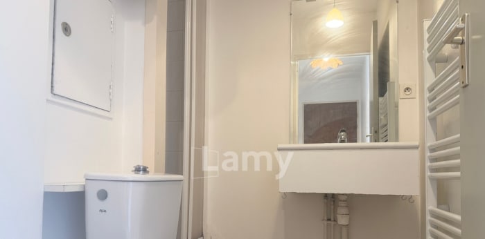 Image 5 sur 8 - Appartement  ·  Location · Clermont Ferrand (63000) · 1 pièce · 21m²