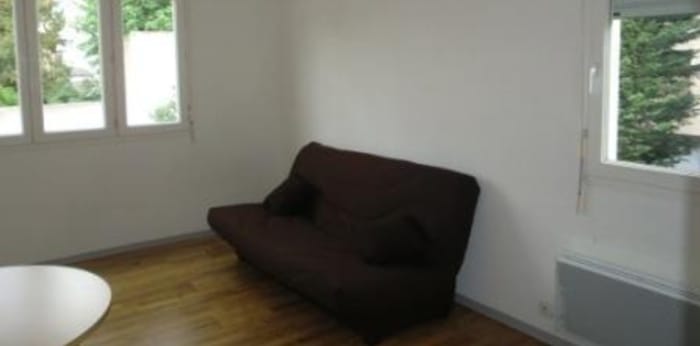 Image 4 sur 6 - Appartement  ·  Location · Clermont Ferrand (63000) · 1 pièce · 21m²