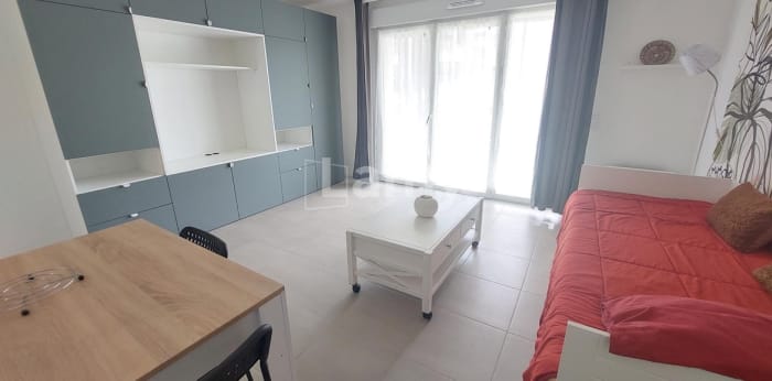 Image 5 sur 7 - Appartement  ·  Location · Lons (64140) · 1 pièce · 31m²