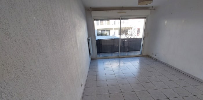 Image 2 sur 12 - Appartement  ·  Location · Libourne (33500) · 2 pièces · 40m²