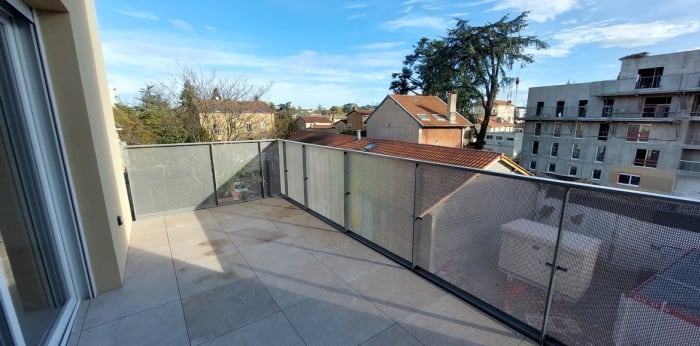 Image 5 sur 8 - Appartement  ·  Location · Gleize (69400) · 3 pièces · 63m²