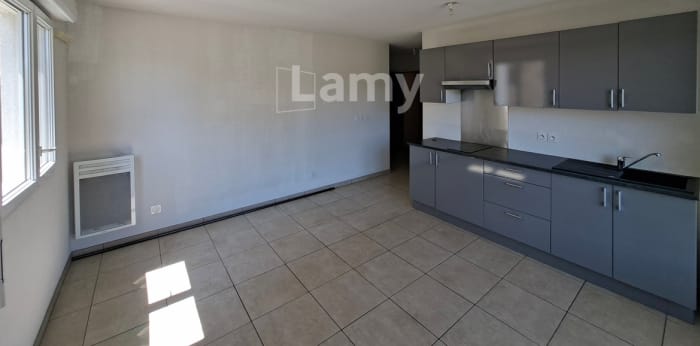 Image 3 sur 5 - Appartement  ·  Location · Nice (06000) · 1 pièce · 25m²