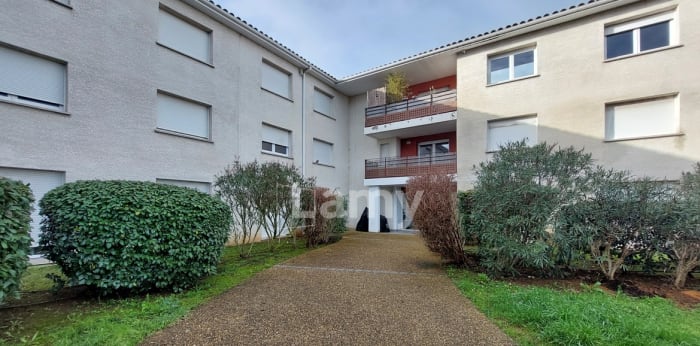 Image 10 sur 12 - Appartement  ·  Location · Rodilhan (30230) · 2 pièces · 20m²
