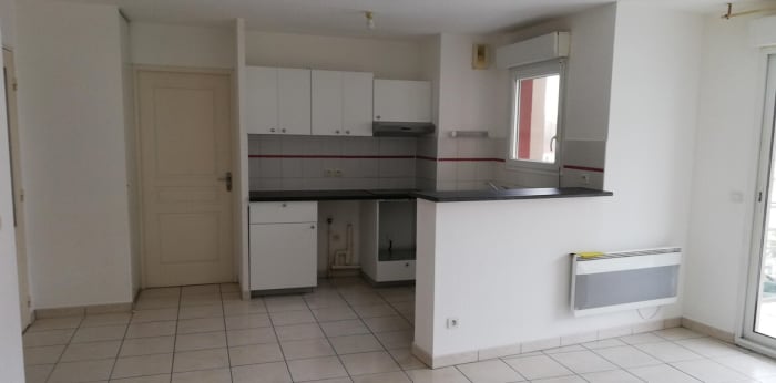 Image 5 sur 9 - Appartement  ·  Location · Sete (34200) · 2 pièces · 47m²