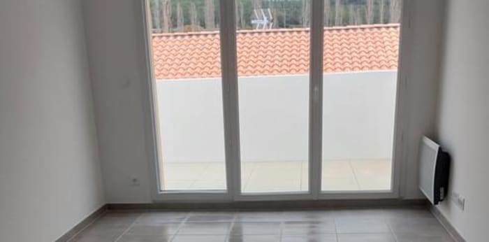Image 2 sur 8 - Appartement  ·  Location · Brignoles (83170) · 2 pièces · 39m²
