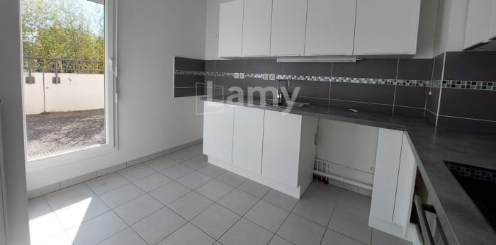 Image 4 sur 15 - Appartement  ·  Location · Besancon (25000) · 4 pièces · 85m²