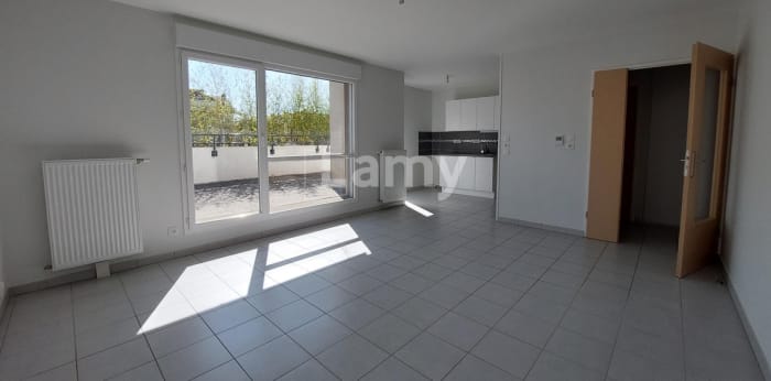 Image 9 sur 15 - Appartement  ·  Location · Besancon (25000) · 4 pièces · 85m²