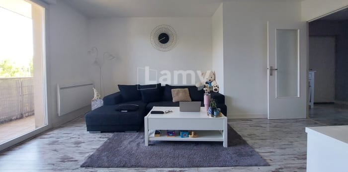Image 2 sur 12 - Appartement  ·  Location · Limoges (87000) · 2 pièces · 59m²