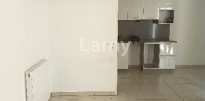 Image 2 sur 6 - Appartement  ·  Location · Bordeaux (33300) · 3 pièces · 66m²