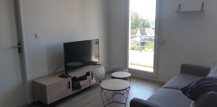 Image 1 sur 5 - Appartement  ·  Location · Besancon (25000) · 2 pièces · 44m²