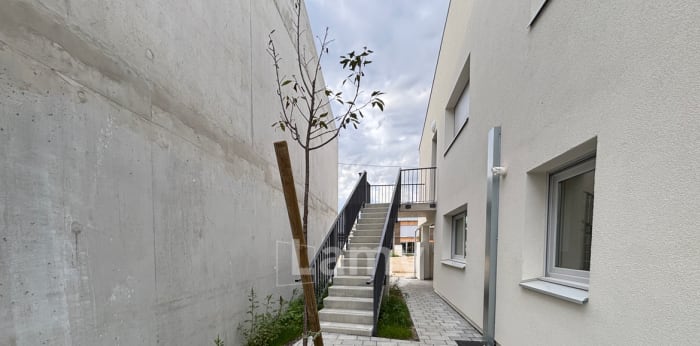 Image 7 sur 10 - Appartement  ·  Location · Dijon (21000) · 1 pièce · 22m²
