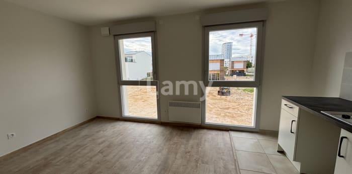 Image 6 sur 10 - Appartement  ·  Location · Dijon (21000) · 1 pièce · 22m²