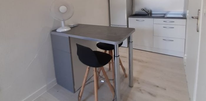 Image 2 sur 8 - Appartement  ·  Location · Evry Courcouronnes (91000) · 1 pièce · 20m²