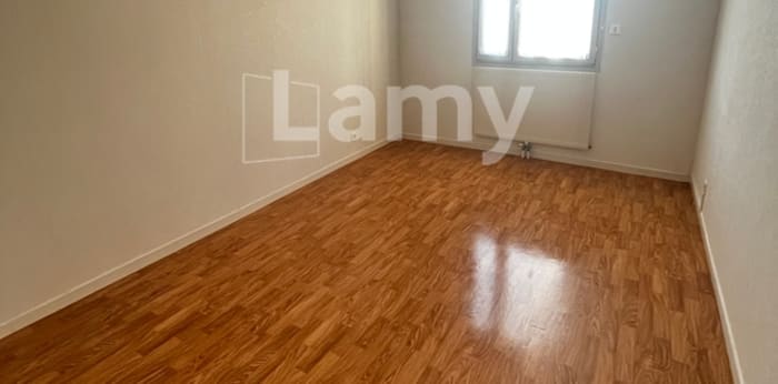 Image 5 sur 8 - Appartement  ·  Location · Dijon (21000) · 3 pièces · 68m²