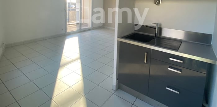 Image 15 sur 18 - Appartement  ·  Location · Caluire Et Cuire (69300) · 3 pièces · 63m²