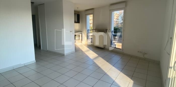 Image 9 sur 18 - Appartement  ·  Location · Caluire Et Cuire (69300) · 3 pièces · 63m²
