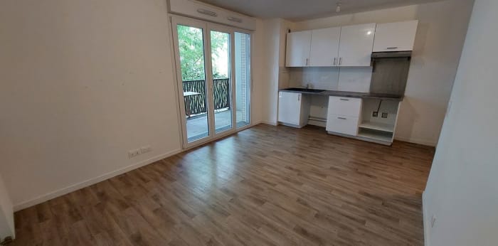 Image 1 sur 7 - Appartement  ·  Location · St Pierre Du Perray (91280) · 2 pièces · 37m²