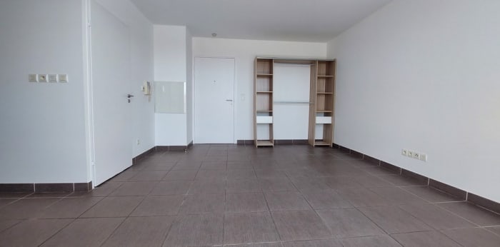 Image 8 sur 11 - Appartement  ·  Location · Castelnau Le Lez (34170) · 1 pièce · 32m²