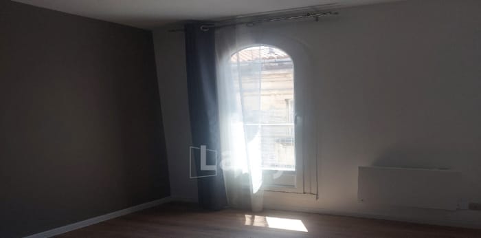 Image 6 sur 12 - Appartement  ·  Location · Nimes (30900) · 2 pièces · 38m²