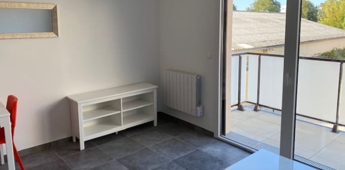 Image 5 sur 8 - Appartement  ·  Location · Longvic (21600) · 1 pièce · 24m²